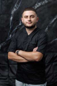 Зубний технік Євчук Юрій